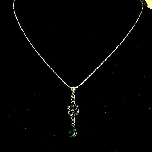 BAC Green Tear Drop Crystal & Shamrock  w/925 Silver Chain - Picture 4 of 8